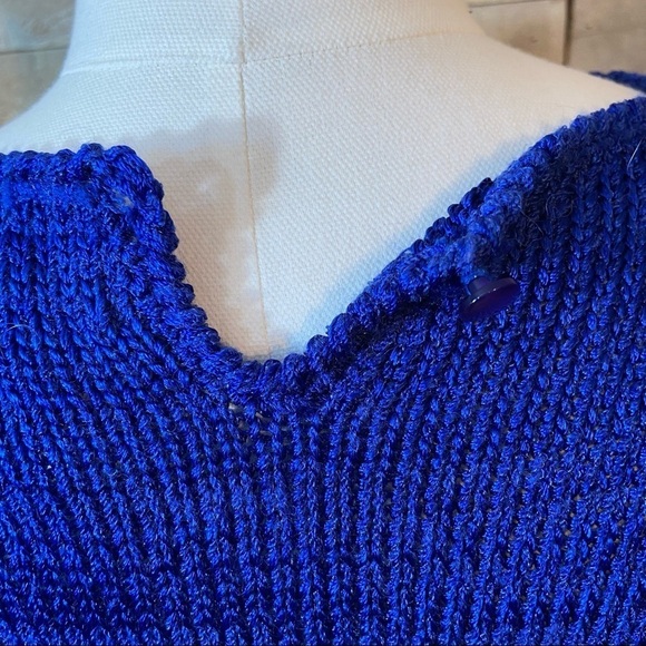 Vintage Nordstrom women’s sweater in size x-small - Picture 8 of 11